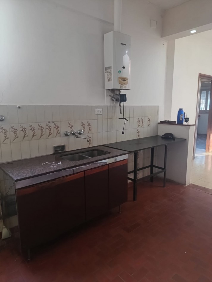 Casa sobre Av Zanni APTA CREDITO