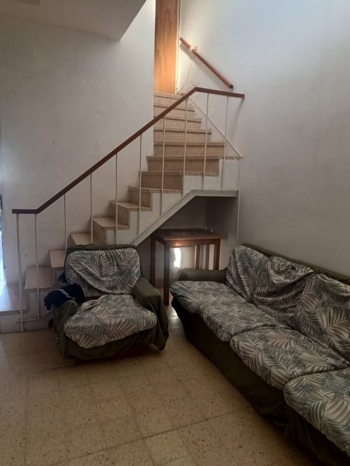 Casa sobre Av Zanni APTA CREDITO