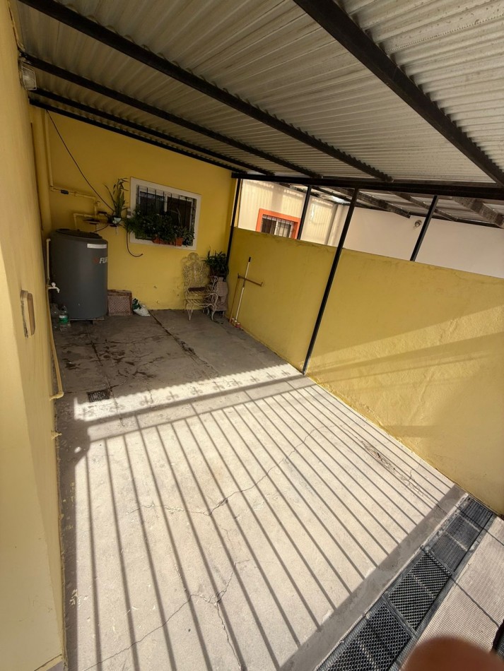 Casa dentro complejo Habitacional 