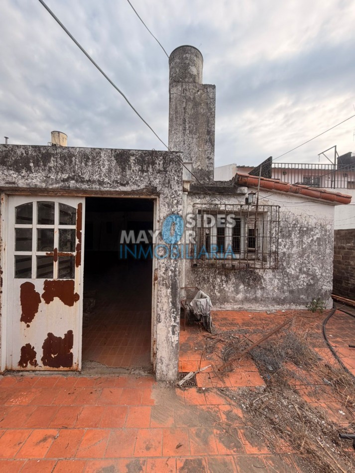 CASA A RECICLAR SOBRE AV ZANNI