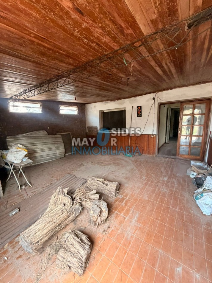 CASA A RECICLAR SOBRE AV ZANNI