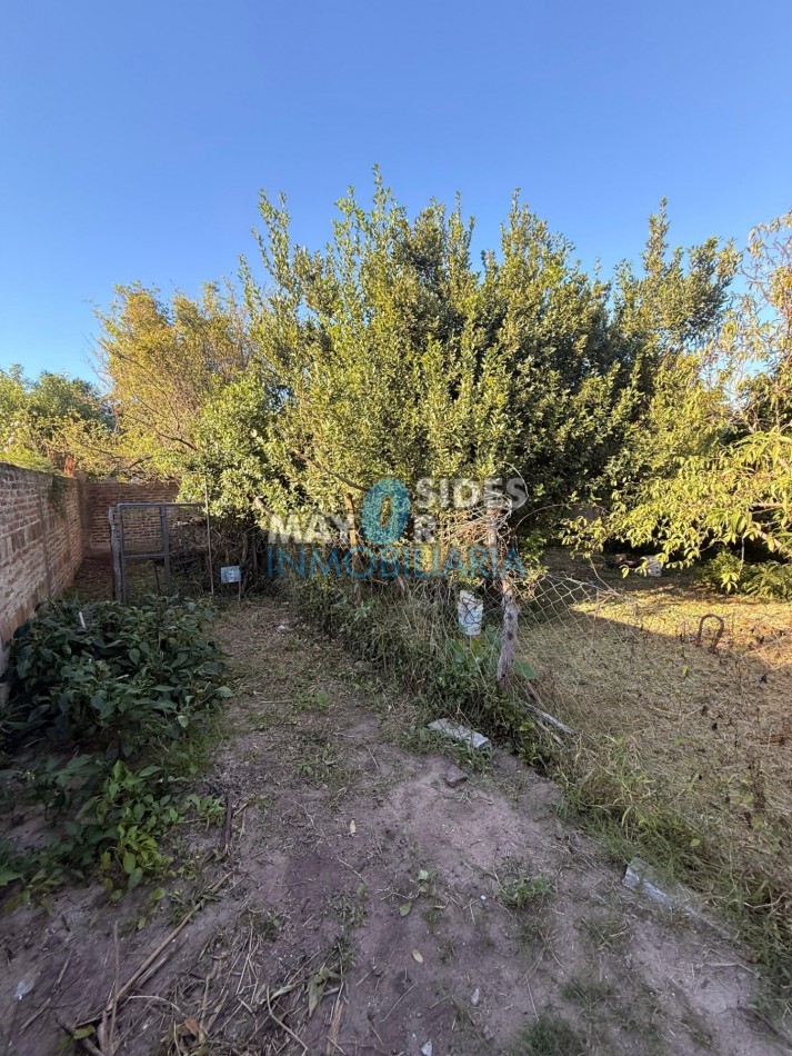 CASA EN VENTA sobre calle Balbin