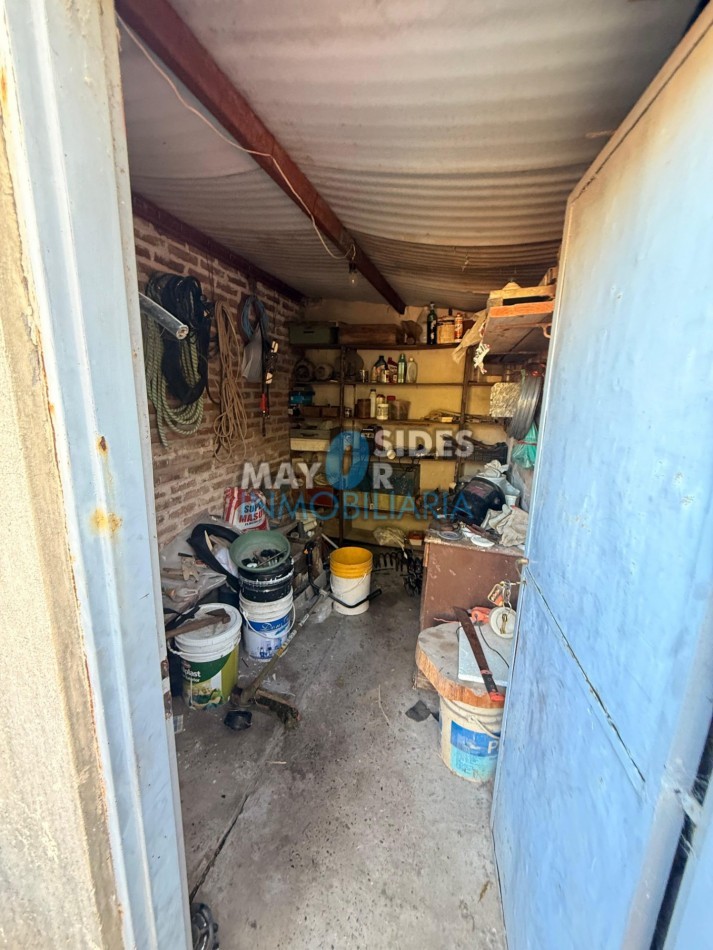 CASA EN VENTA sobre calle Balbin