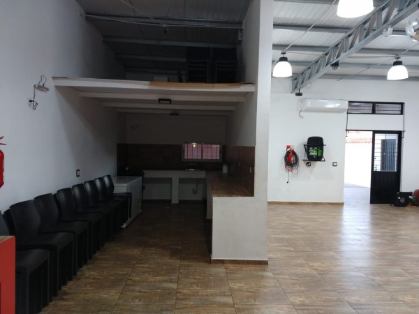 Local mas Salon  
