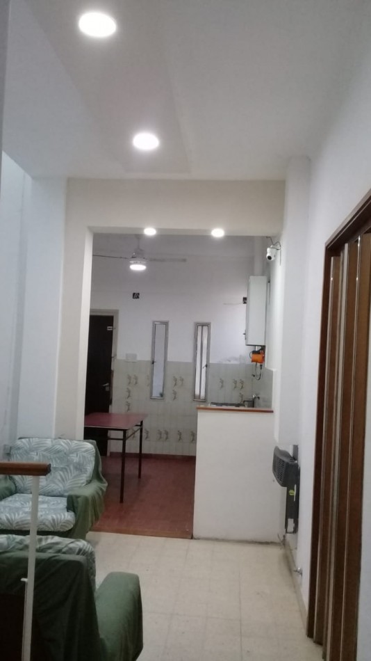 Casa sobre Av Zanni 