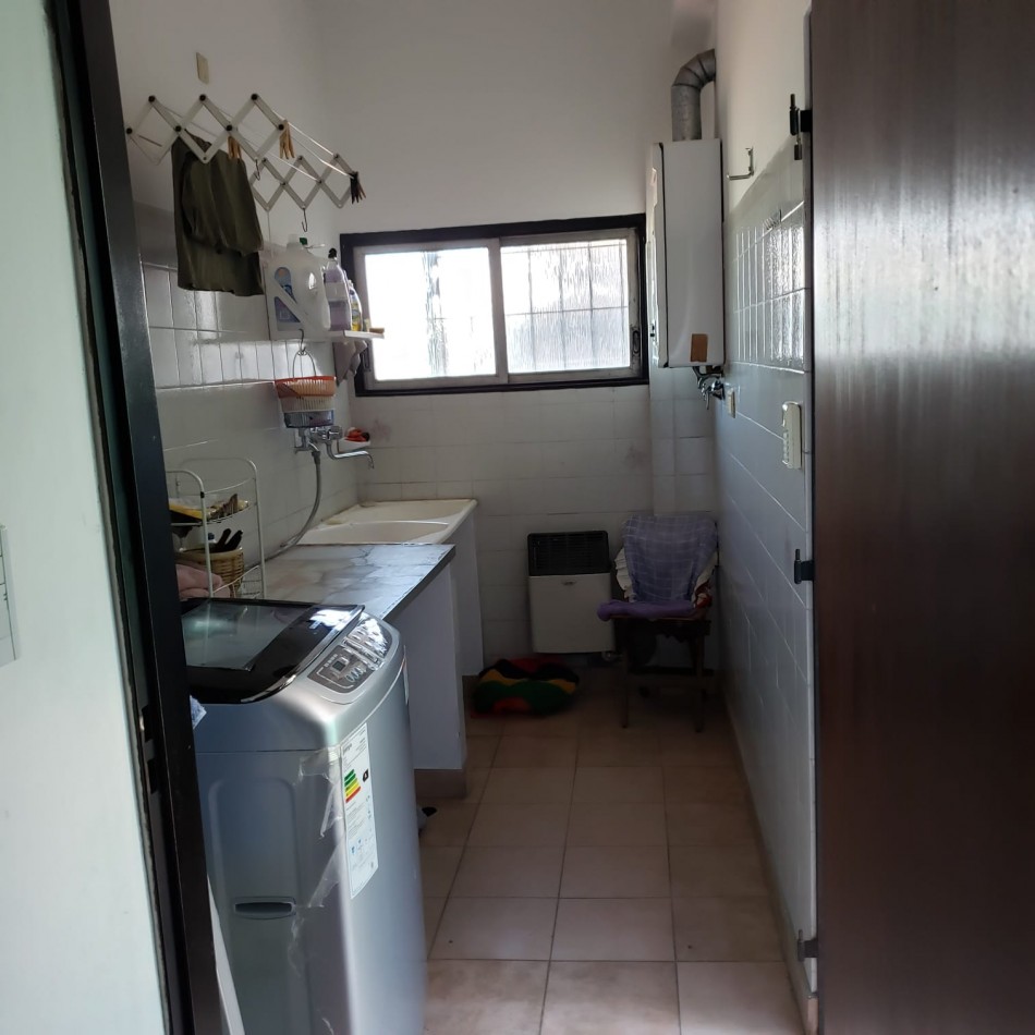 Salon mas vivienda Zona Comercial