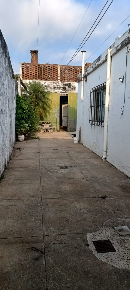 Casa con Local + Galpon 