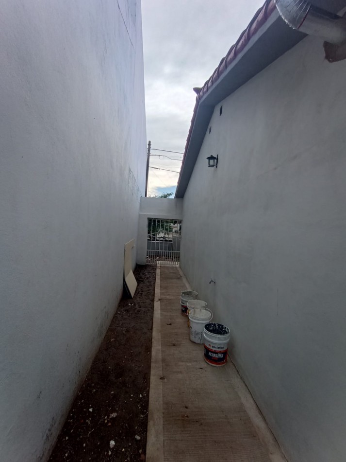 Casa impecble  estado Barrio Gazzano 