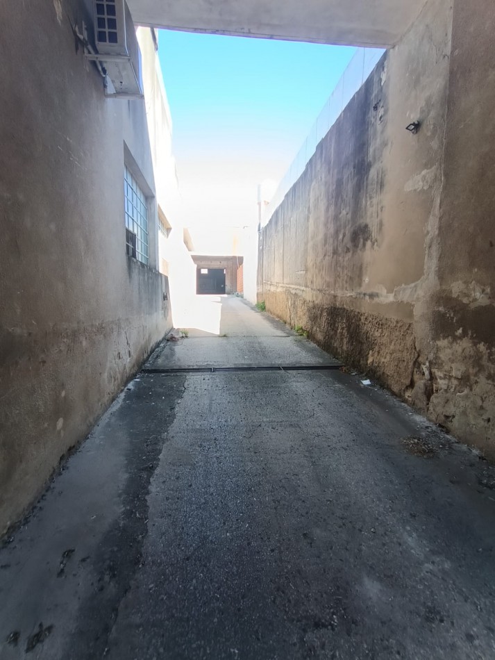 Galpon Sobre Av Ramirez 