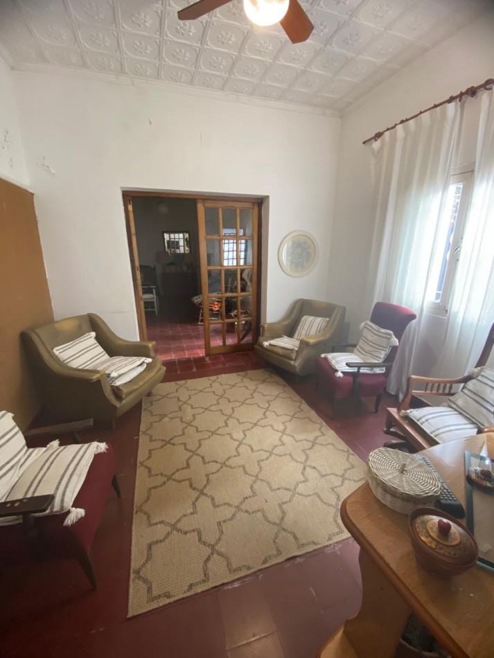 Calle La Rioja Zona Facultad Ciencias economicas 