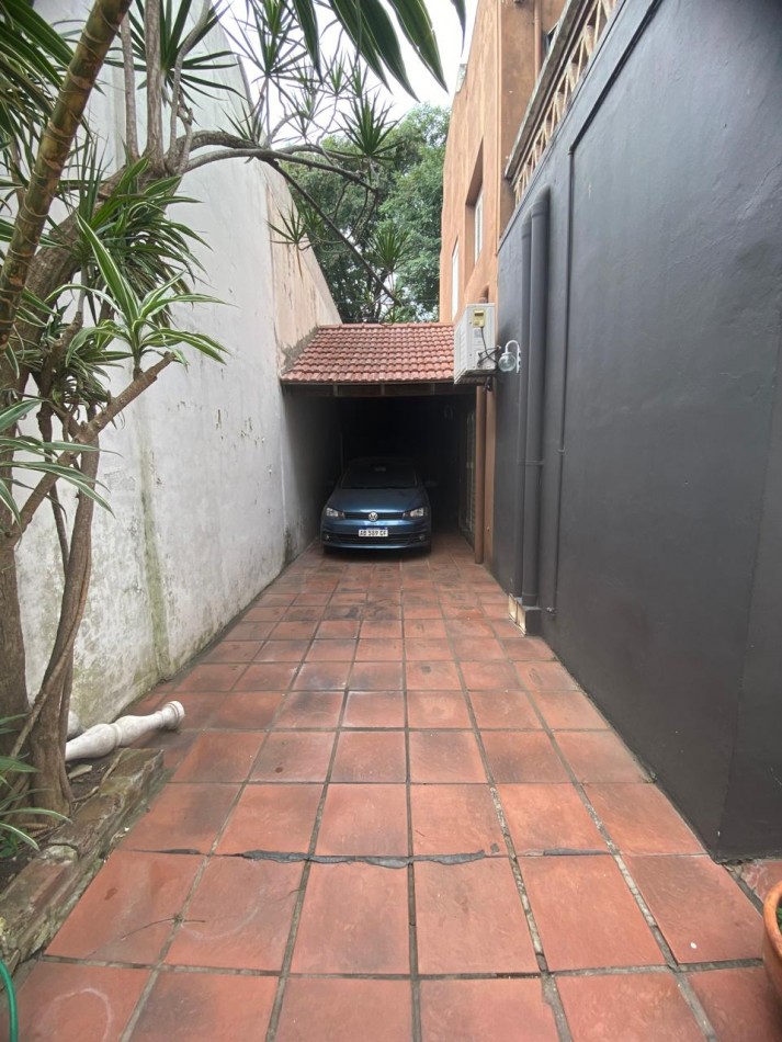 Calle La Rioja Zona Facultad Ciencias economicas 