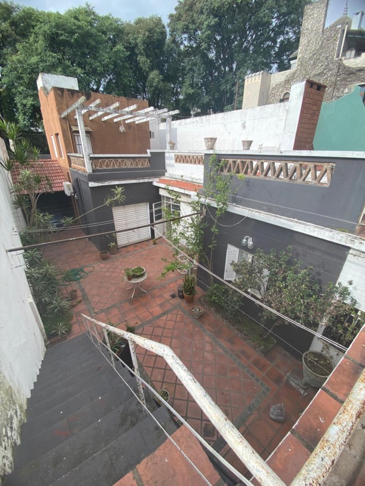 Calle La Rioja Zona Facultad Ciencias economicas 