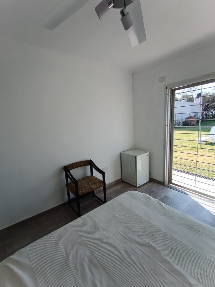 Moderna casaquinta Sauce Pueblo 