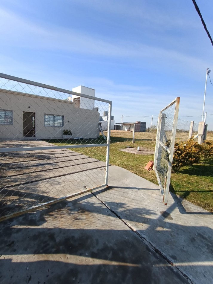 Moderna casaquinta Sauce Pueblo 