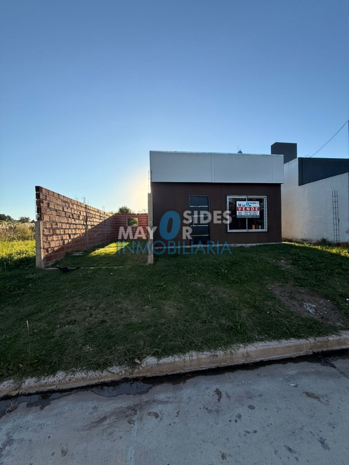 ¡Oportunidad! Casa a terminar sobre lote propio de 300 m²