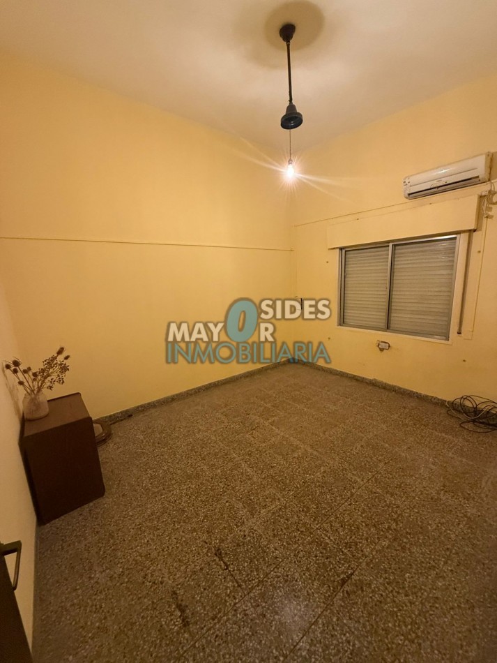 VENTA CALLE SOURIGUES 1019