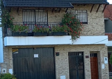 Salon mas vivienda Zona Comercial