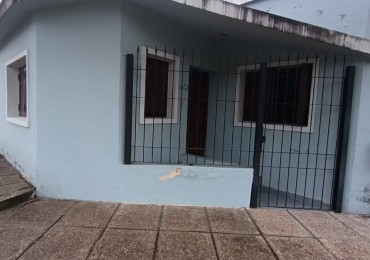 Casa c/pileta a 2 cuadras Av Zanni.